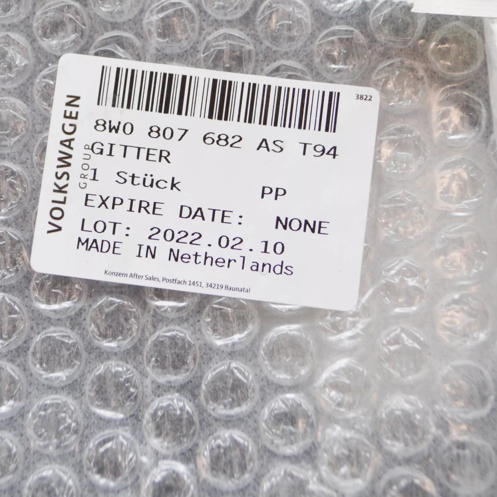 NEW AUDI A4 AVANT B9 FRONT RIGHT AIR GUIDE GRILLE 8W0807682AST94