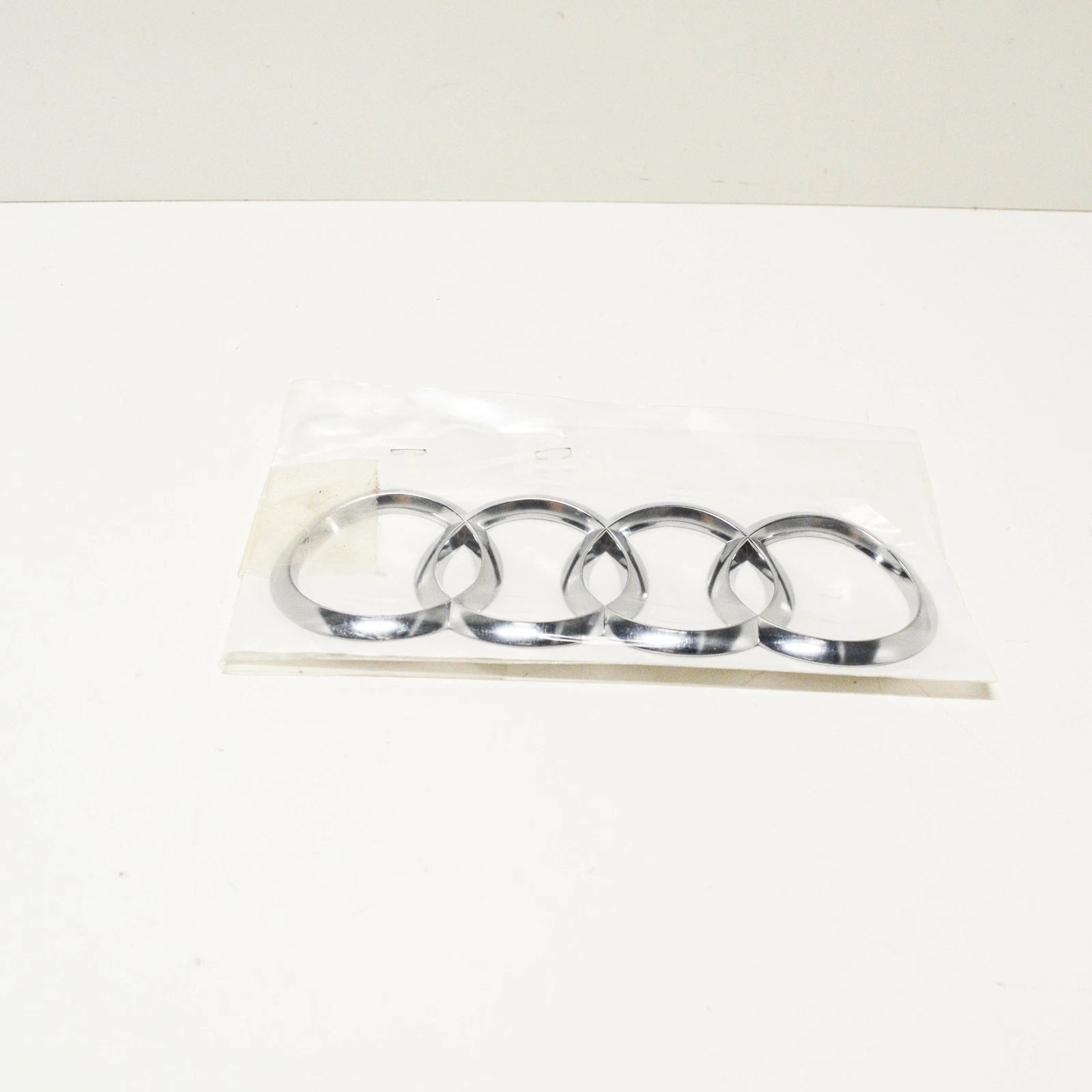 NEW AUDI A5 8W6 REAR TAILGATE BOOT LID EMBLEM BADGE RINGS 8W88537422ZZ