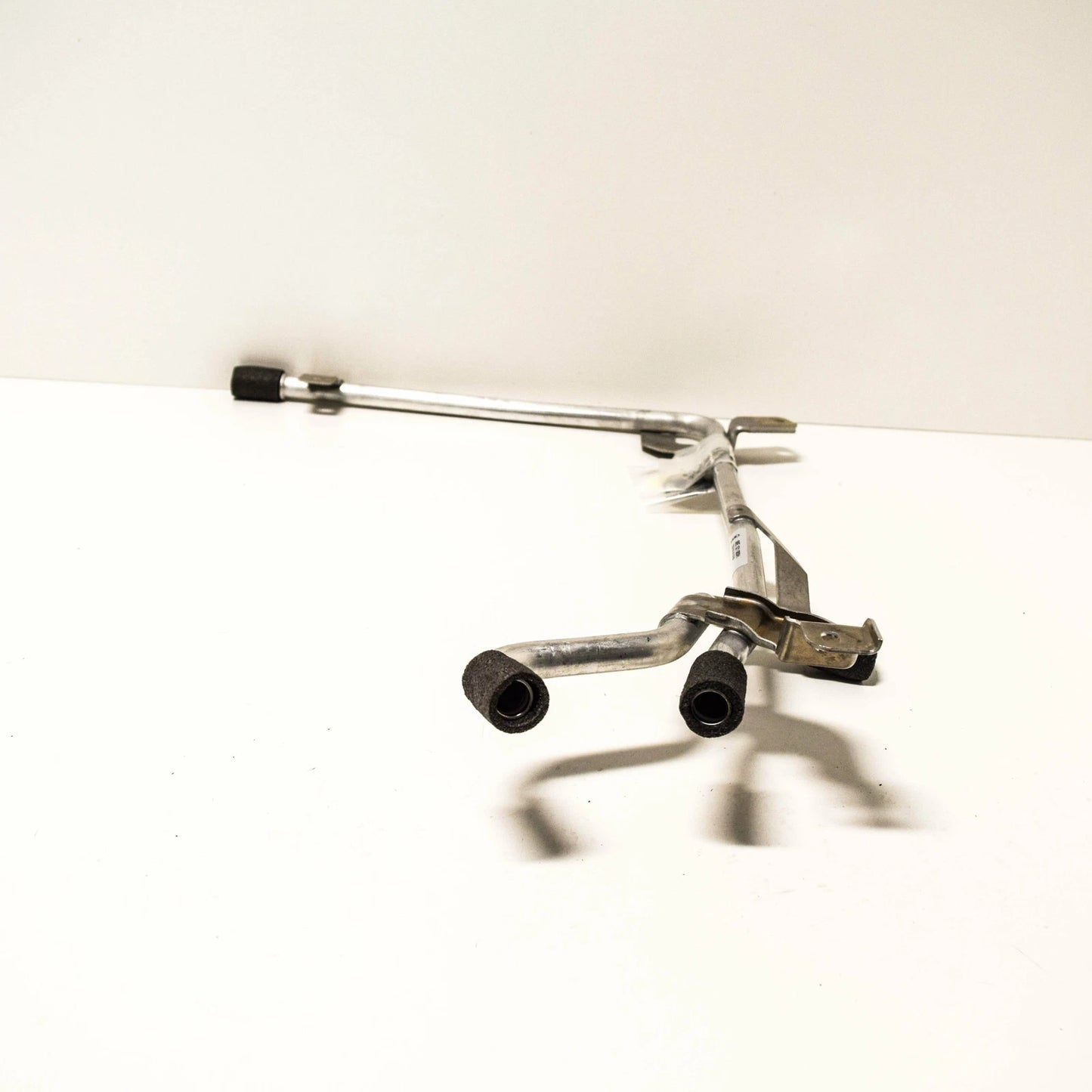 NEW AUDI Q7 4L ENGINE RADIATOR WATER COOLANT PIPE HOSE 06E121083H 2015