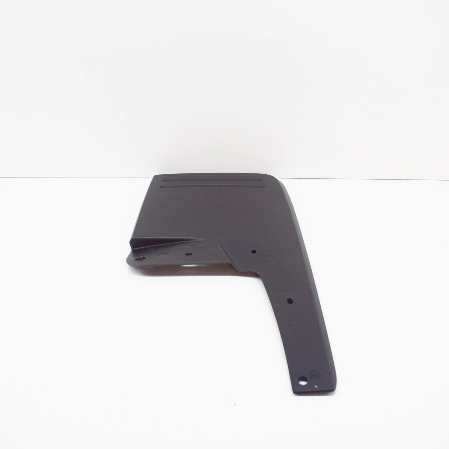 NEW VOLKSWAGEN AMAROK REAR LEFT MUD FLAP 2H0821811F9B9