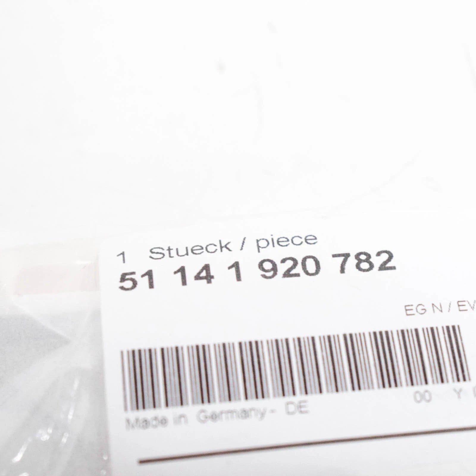 NEW BMW 7 E32 REAR TAILGATE BOOT LID EMBLEM BADGE 51141920782 1920782 ORIGINAL