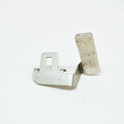 NEW MERCEDES-BENZ E T-MODEL S212 REGENERATION VALVE HOLDER A2124700381 ORIGINAL