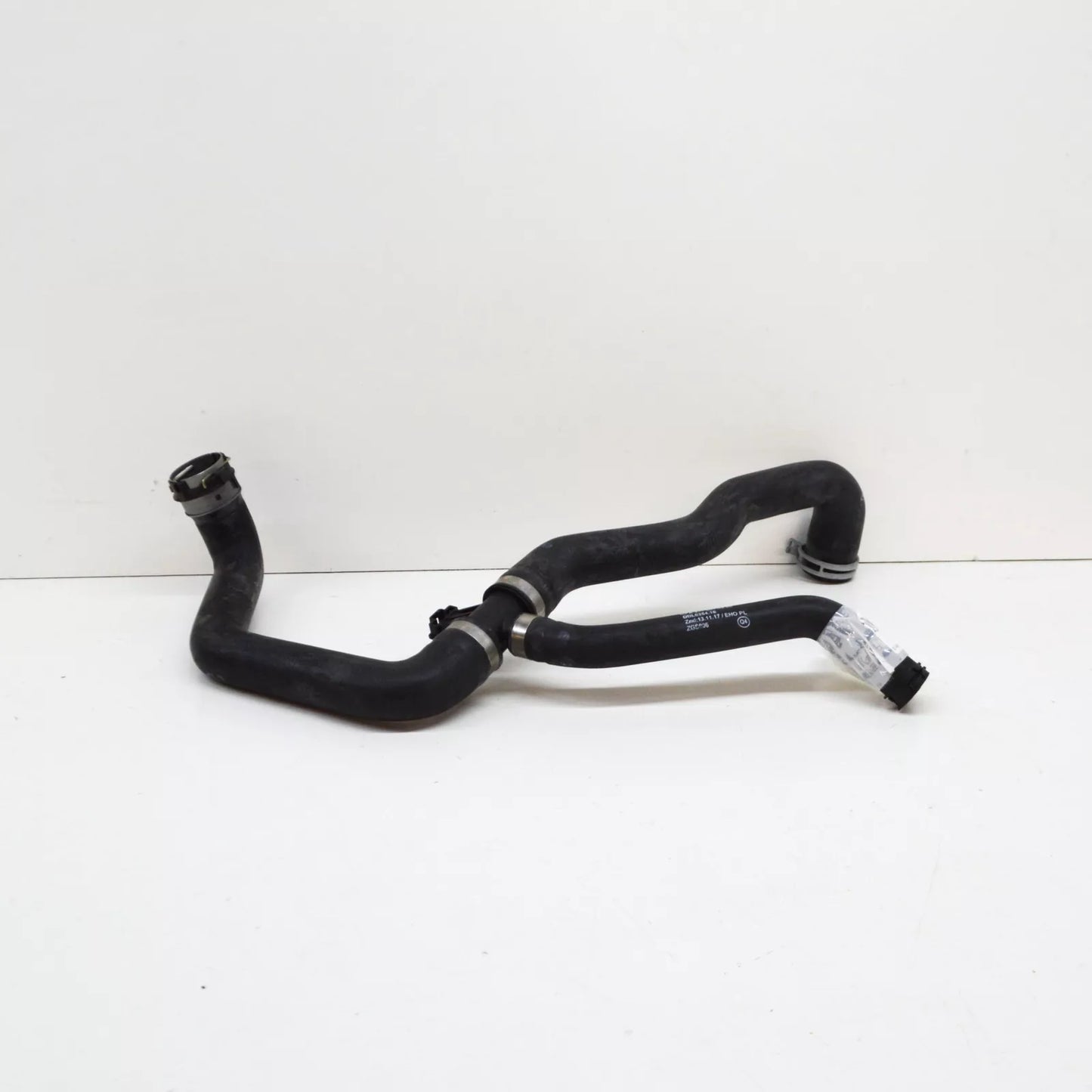 NEW MERCEDES-BENZ A W177 ENGINE WATER COOLANT HOSE A2475010358 ORIGINAL