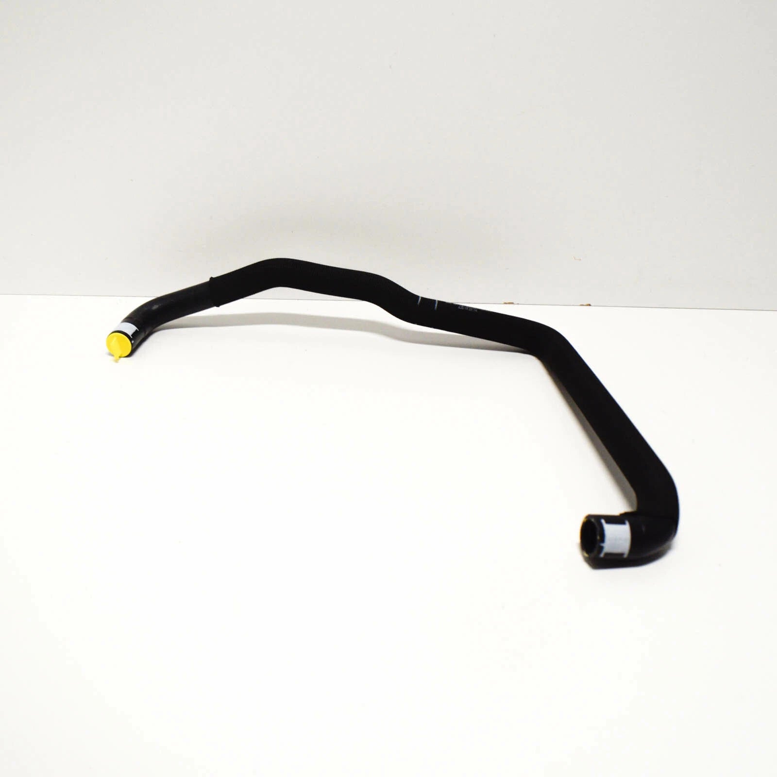 NEW AUDI RS3 8V LEFT OUTER COOLANT HOSE 8V0121103