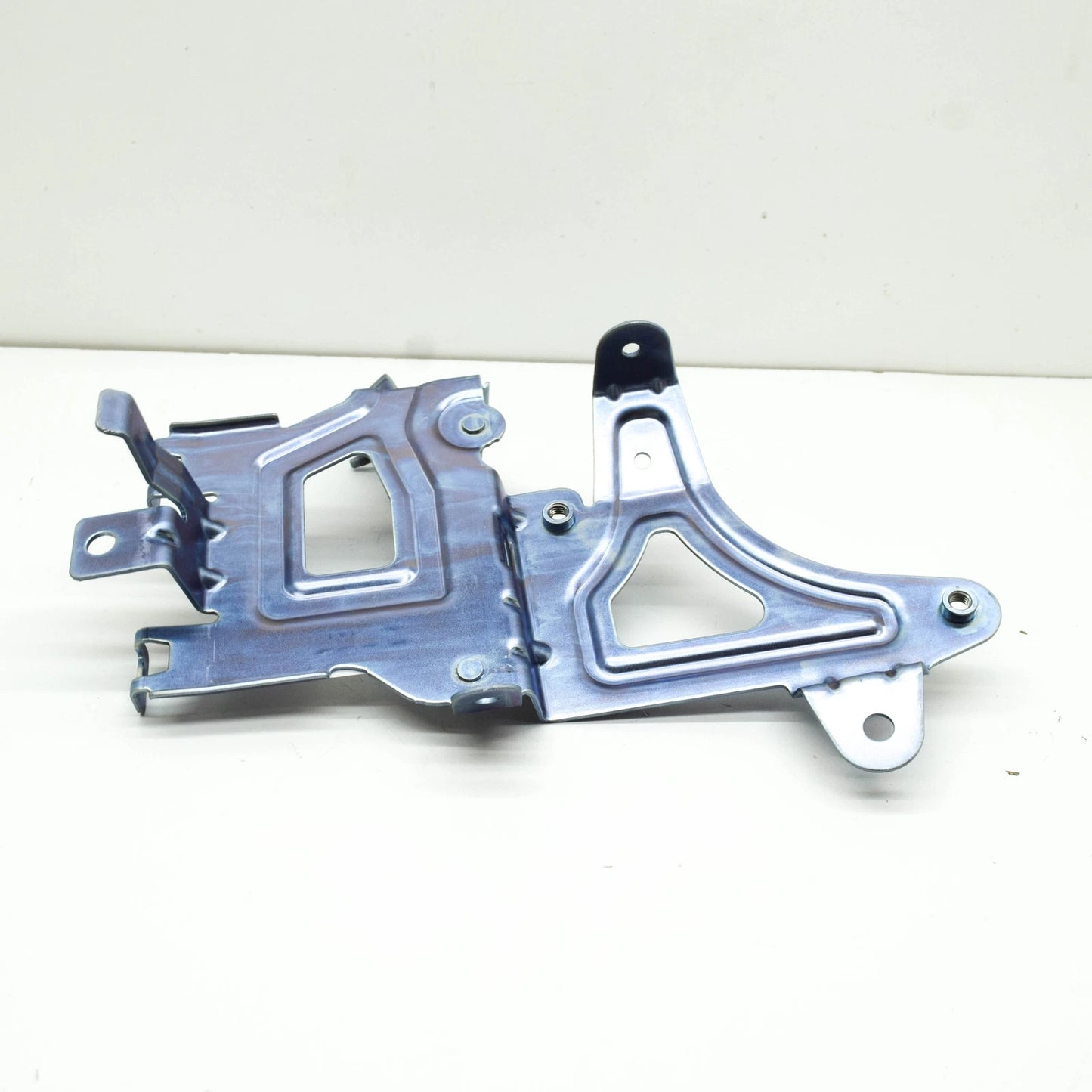 NEW MERCEDES-BENZ A W177 FRONT SOUND GENERATOR BRACKET A2475454700 ORIGINAL