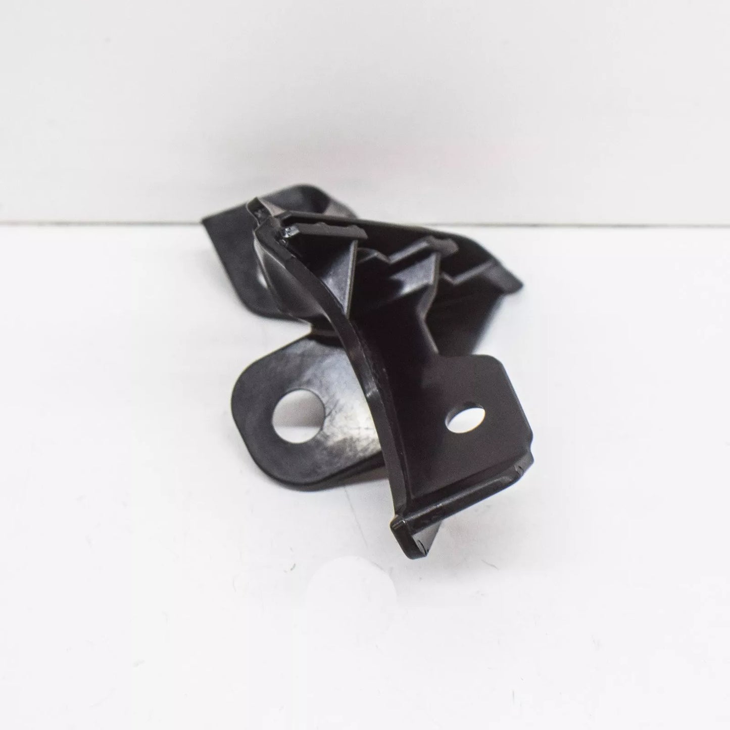 NEW BMW Z4 E89 FRONT BUMPER LEFT BRACKET HOLDER 51117192157 7192157 2011