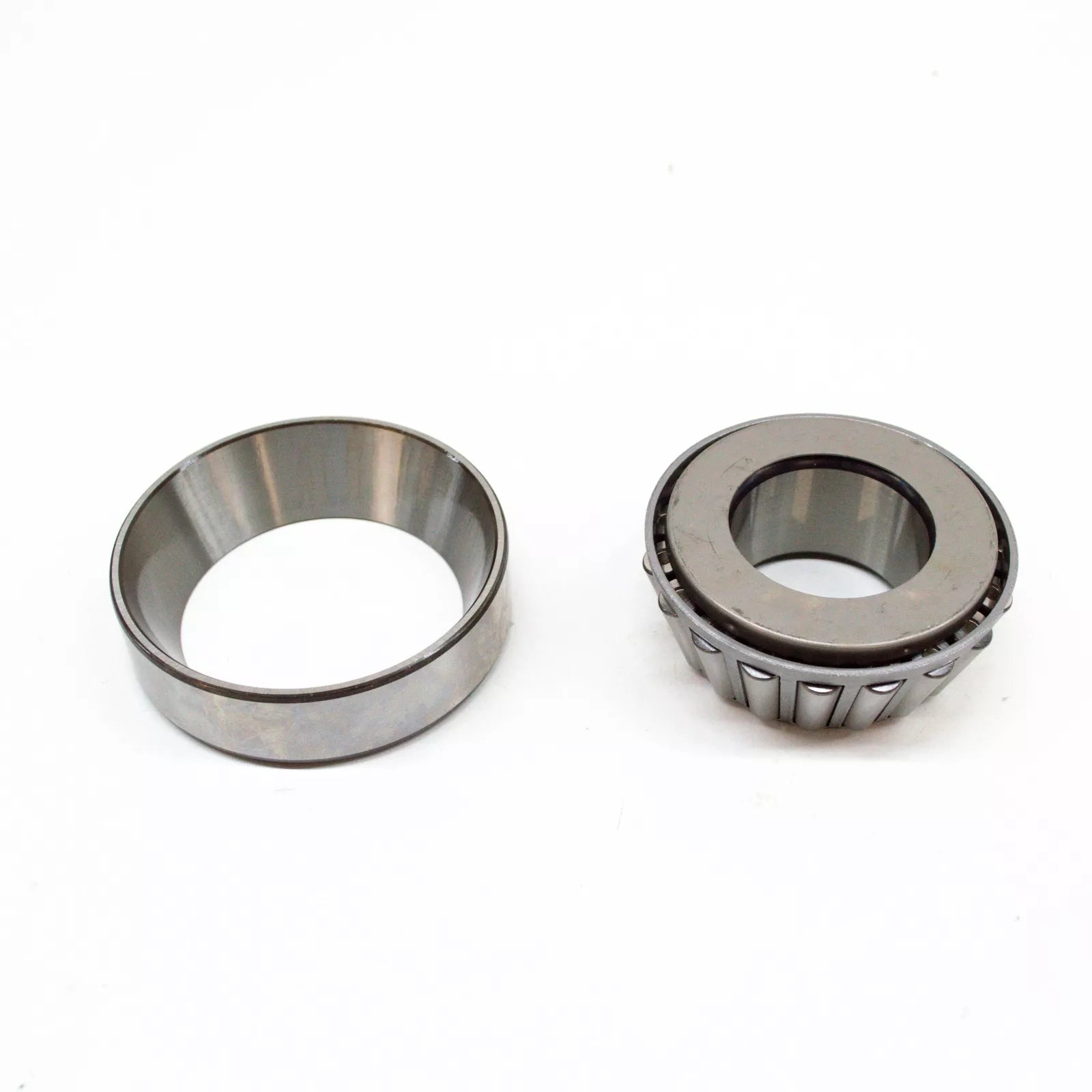 NEW MERCEDES-BENZ E W210 REAR DIFFERENTIAL PINION BEARING A0029801802