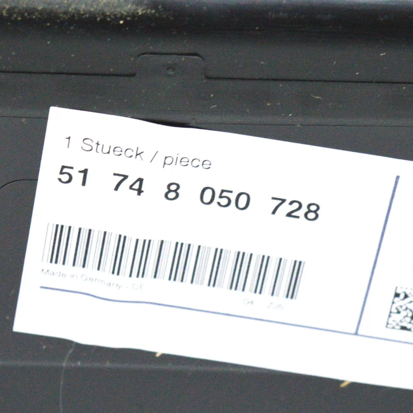 NEW BMW 1 F20 RADIATOR LOWER AIR DUCT 51748050728 8050728 ORIGINAL