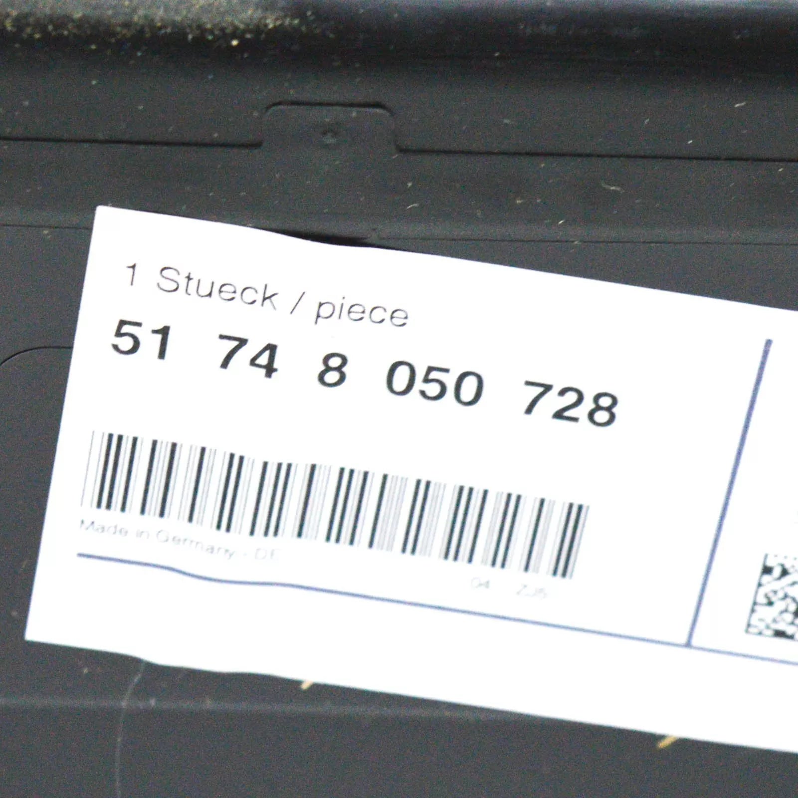 NEW BMW 1 F20 RADIATOR LOWER AIR DUCT 51748050728 8050728 ORIGINAL