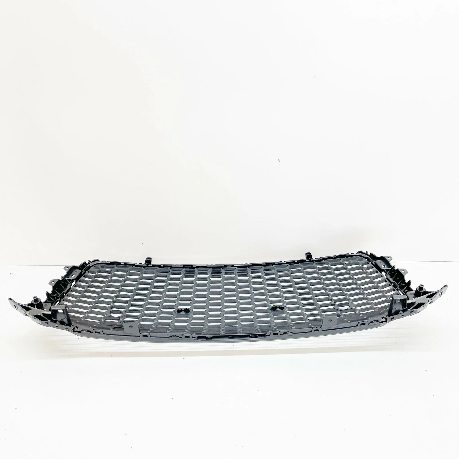 NEW AUDI R8 4S FRONT BUMPER RADIATOR GRILLE 4S0853651GRN4 ORIGINAL
