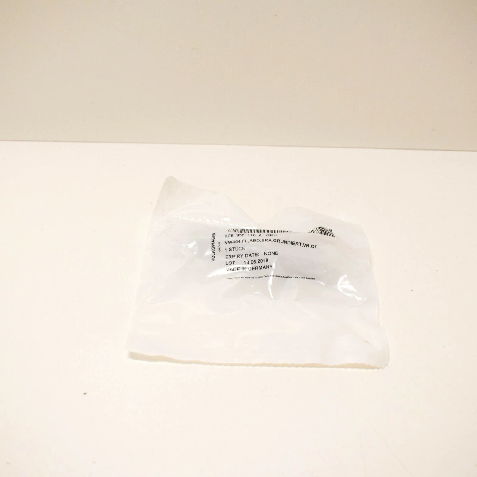 NEW VOLKSWAGEN PASSAT CC A6 RIGHT HEADLIGHT WASHER COVER 3C8955110AGRU ORIGINAL