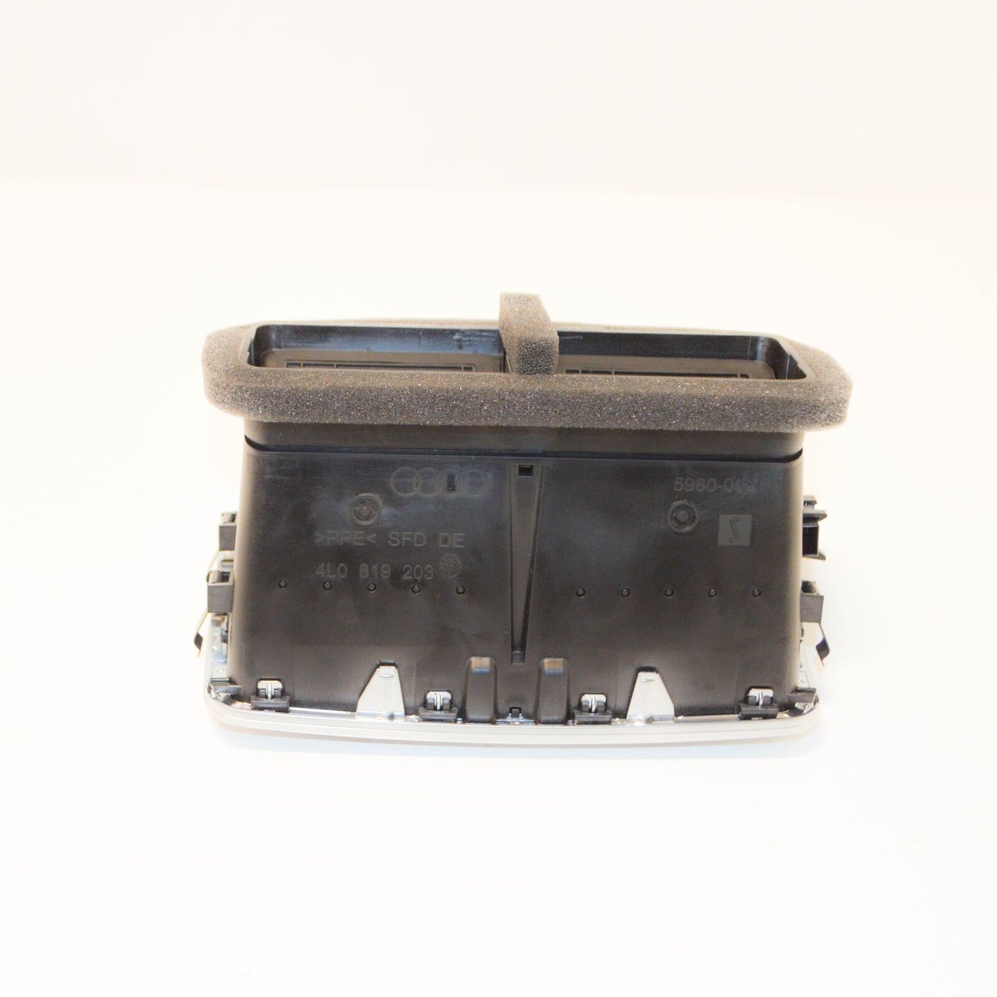 NEW AUDI Q7 4L REAR CENTRE AIR VENT 4L0819203K3Q7 ORIGINAL
