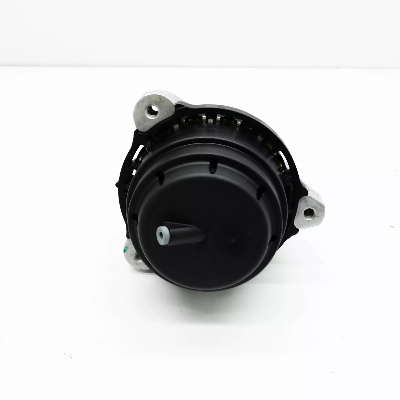 NEW BMW 5 G30 RIGHT SIDE ENGINE MOUNT 22116860476 6860476 ORIGINAL