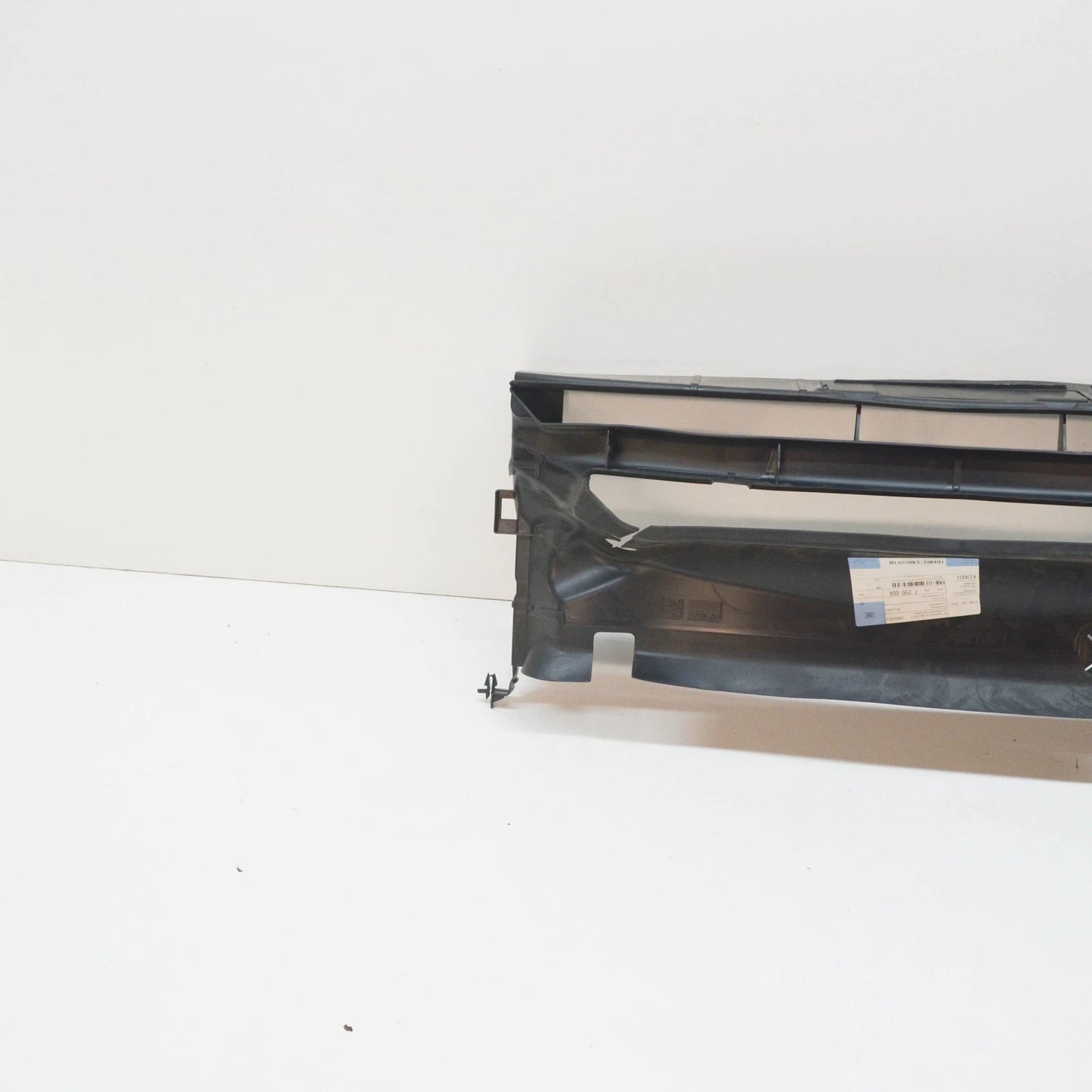 NEW BMW 2 F23 RADIATOR LOWER AIR DUCT 51747290604 7290604 2015 ORIGINAL