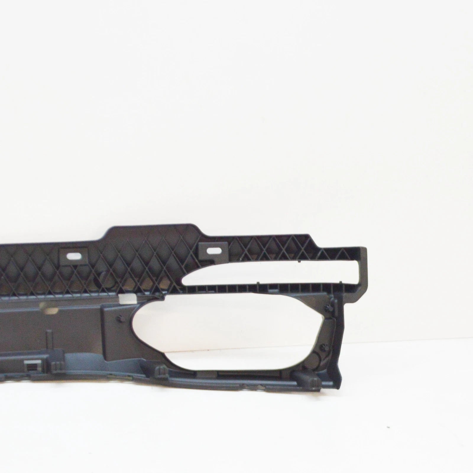 NEW BMW 7 G11 REAR BUMPER ADAPTER 51127357142 7357142 ORIGINAL