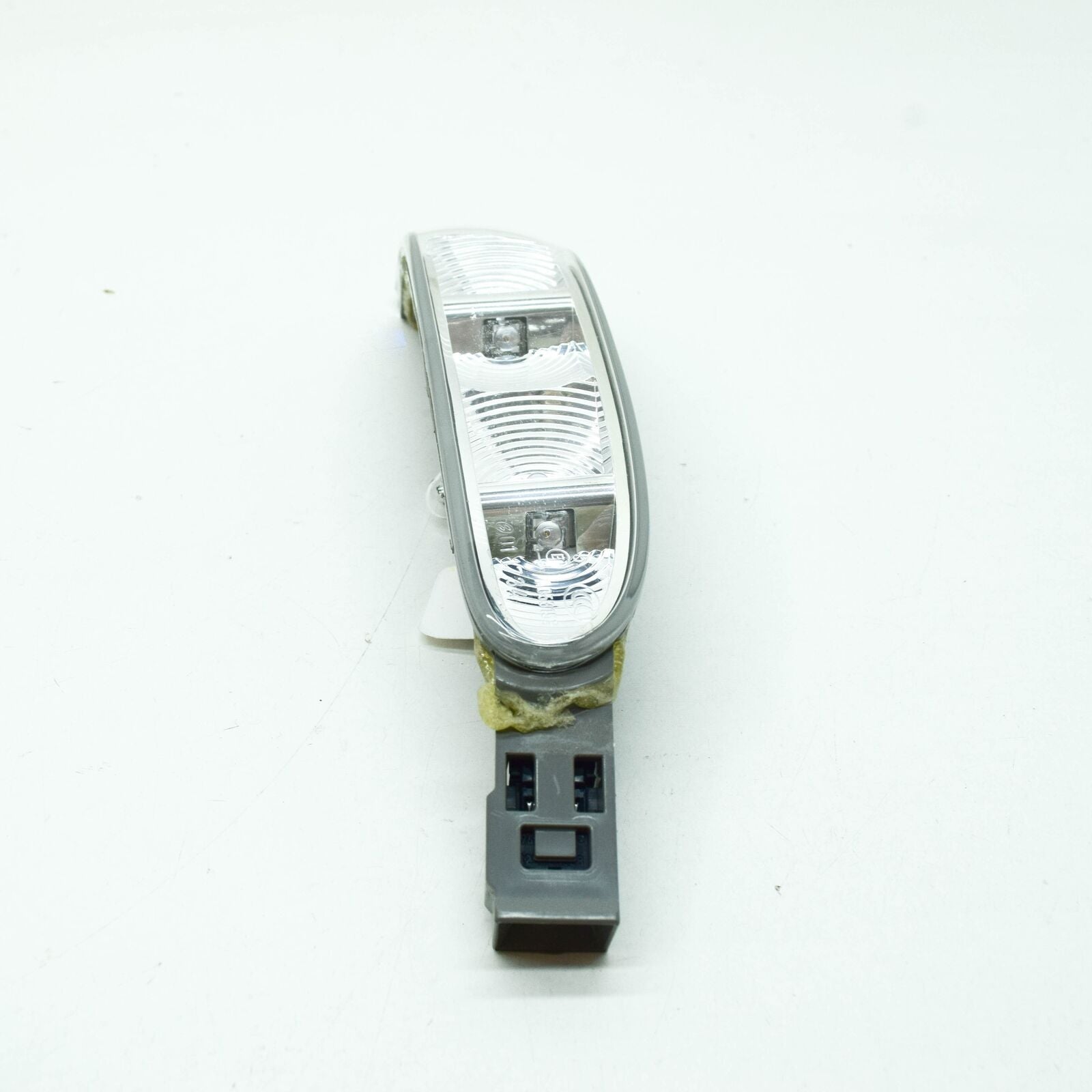 NEW MB GL X164 FRONT RIGHT DOOR MIRROR TURN INDICATOR A1648200621 ORIGINAL