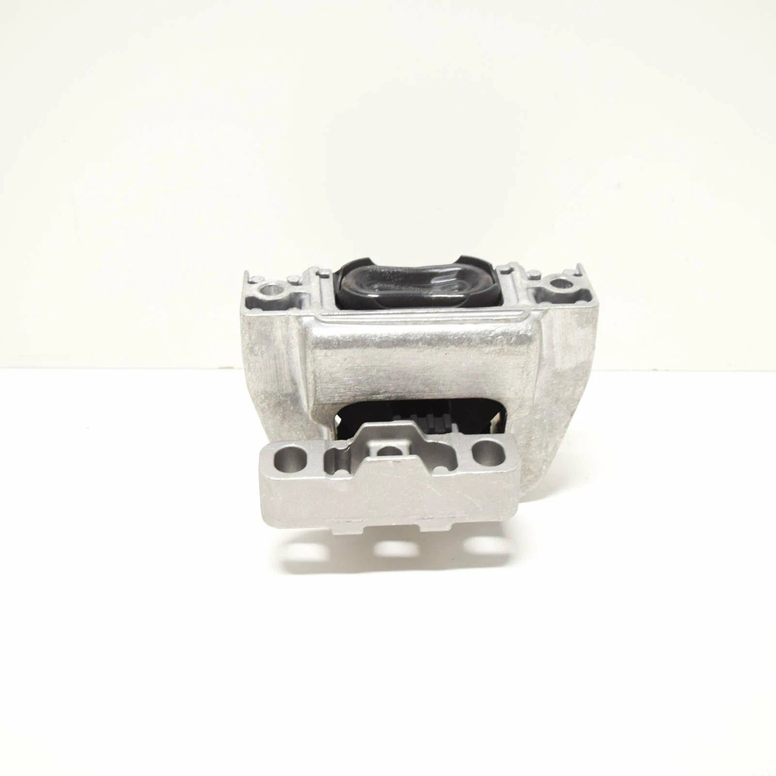 NEW VOLKSWAGEN TIGUAN MK2 5N RIGHT SIDE ENGINE MOUNT 3Q0199262M ORIGINAL