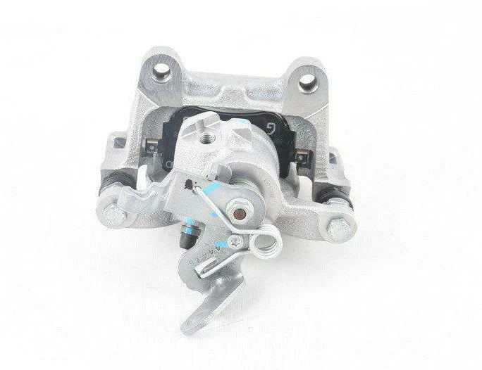 NEW VOLKSWAGEN PASSAT B8 REAR RIGHT BRAKE CALIPER HOUSING 5QM615424A ORIGINAL