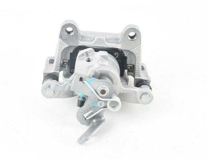 NEW VOLKSWAGEN PASSAT B8 REAR RIGHT BRAKE CALIPER HOUSING 5QM615424A ORIGINAL