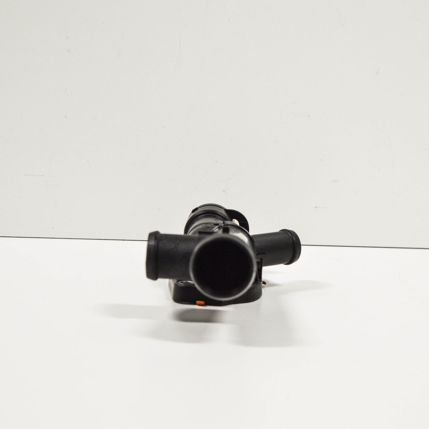 NEW VW TRANSPORTER T5 SEALING FLANGE WITH TEMPERATURE SENDER 03L121131K ORIGINAL