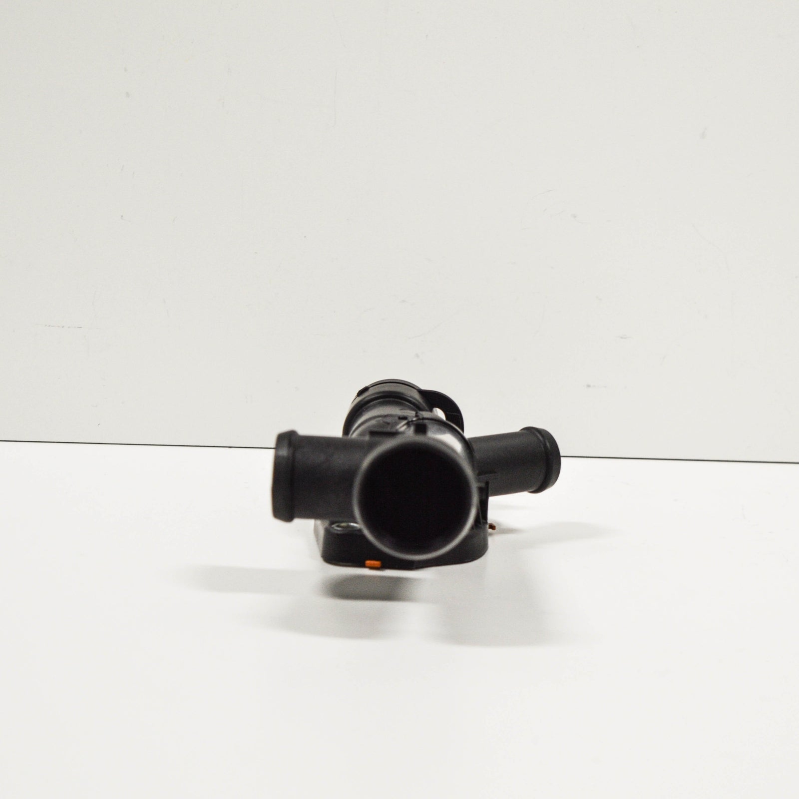 NEW VW TRANSPORTER T5 SEALING FLANGE WITH TEMPERATURE SENDER 03L121131K ORIGINAL