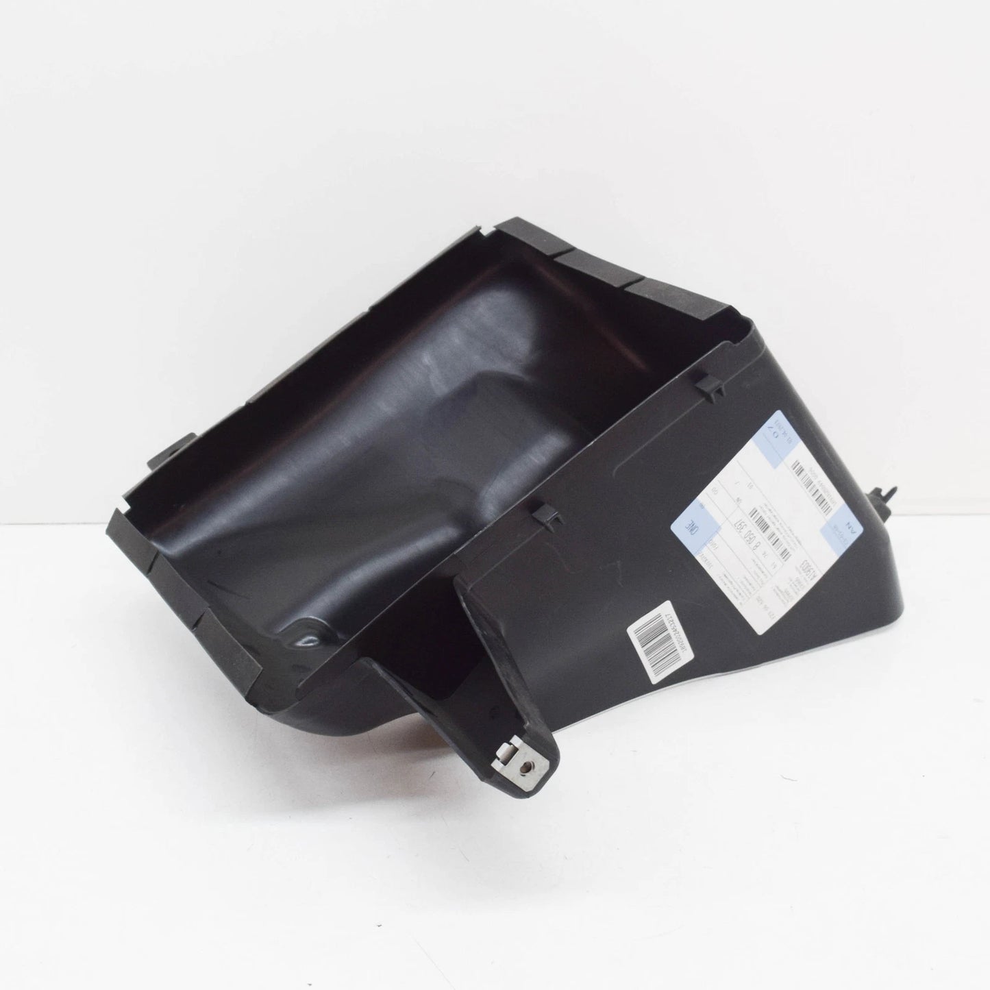 NEW BMW 6 F06 RADIATOR COOLING LEFT AIR DUCT 51748050397 8050397 2016 ORIGINAL