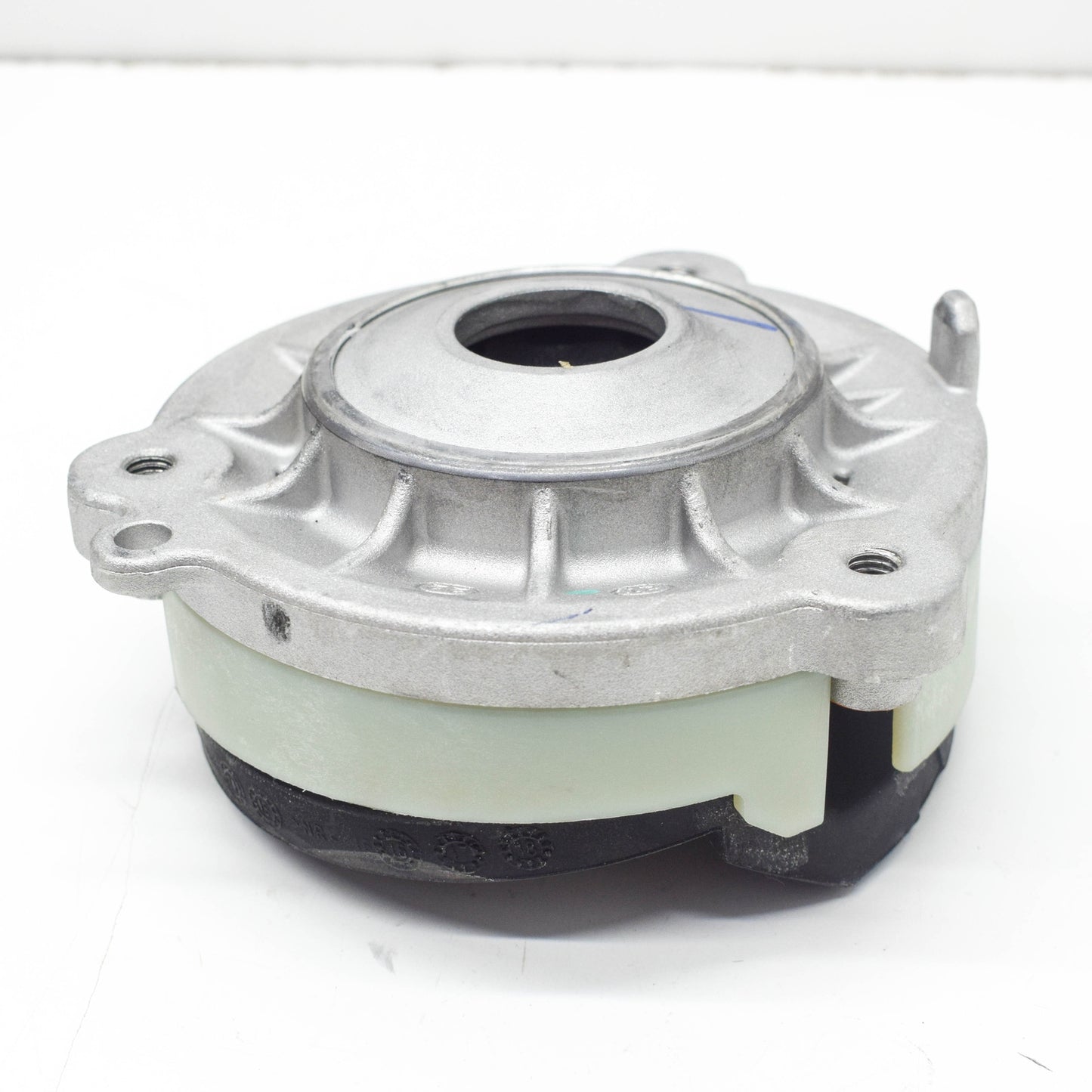 new audi a6 c8 front shock absorber bracket mount 4k0413333b original
