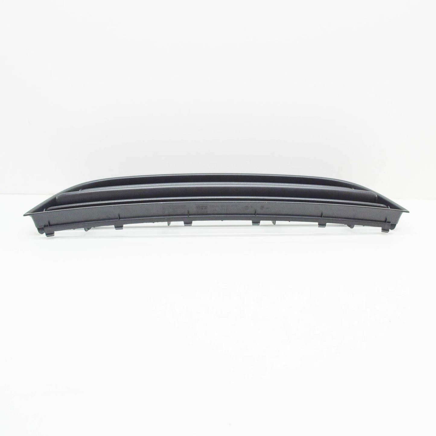 NEW VOLKSWAGEN POLO 9N FRONT BUMPER CENTER LOWER GRILLE 6Q0853677B 9B9 ORIGINAL