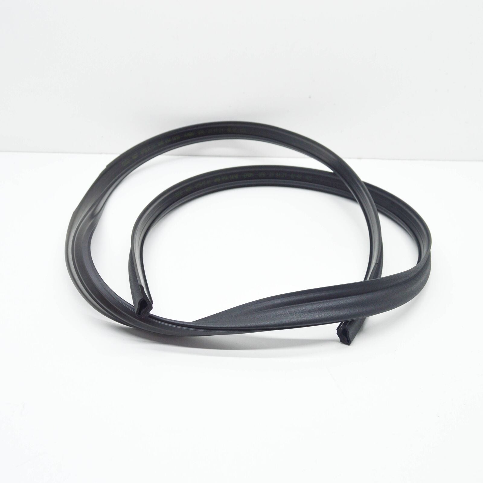 NEW AUDI Q8 RSQ8 4MN LEFT ROOF SEAL 4M8854543B ORIGINAL