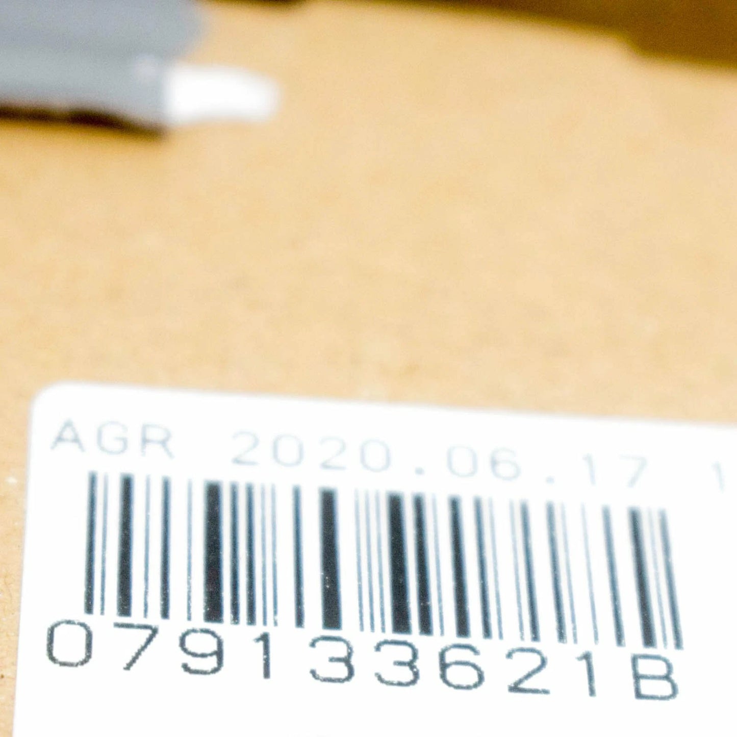 NEW AUDI R8 42 ENGINE LEFT SIDE EMBLEM 079133621B