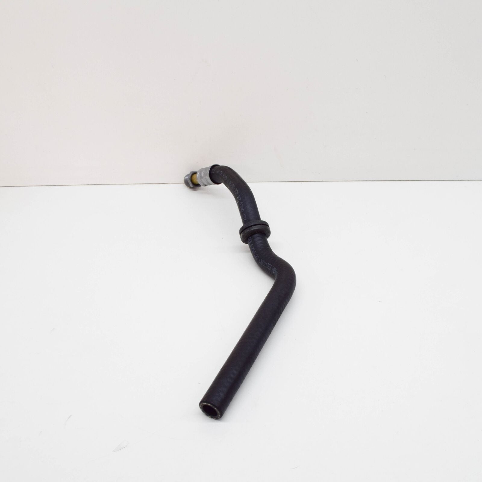 NEW MERCEDES-BENZ E-CLASS W124 FUEL HOSE A1244706975 3.2 PETROL ORIGINAL
