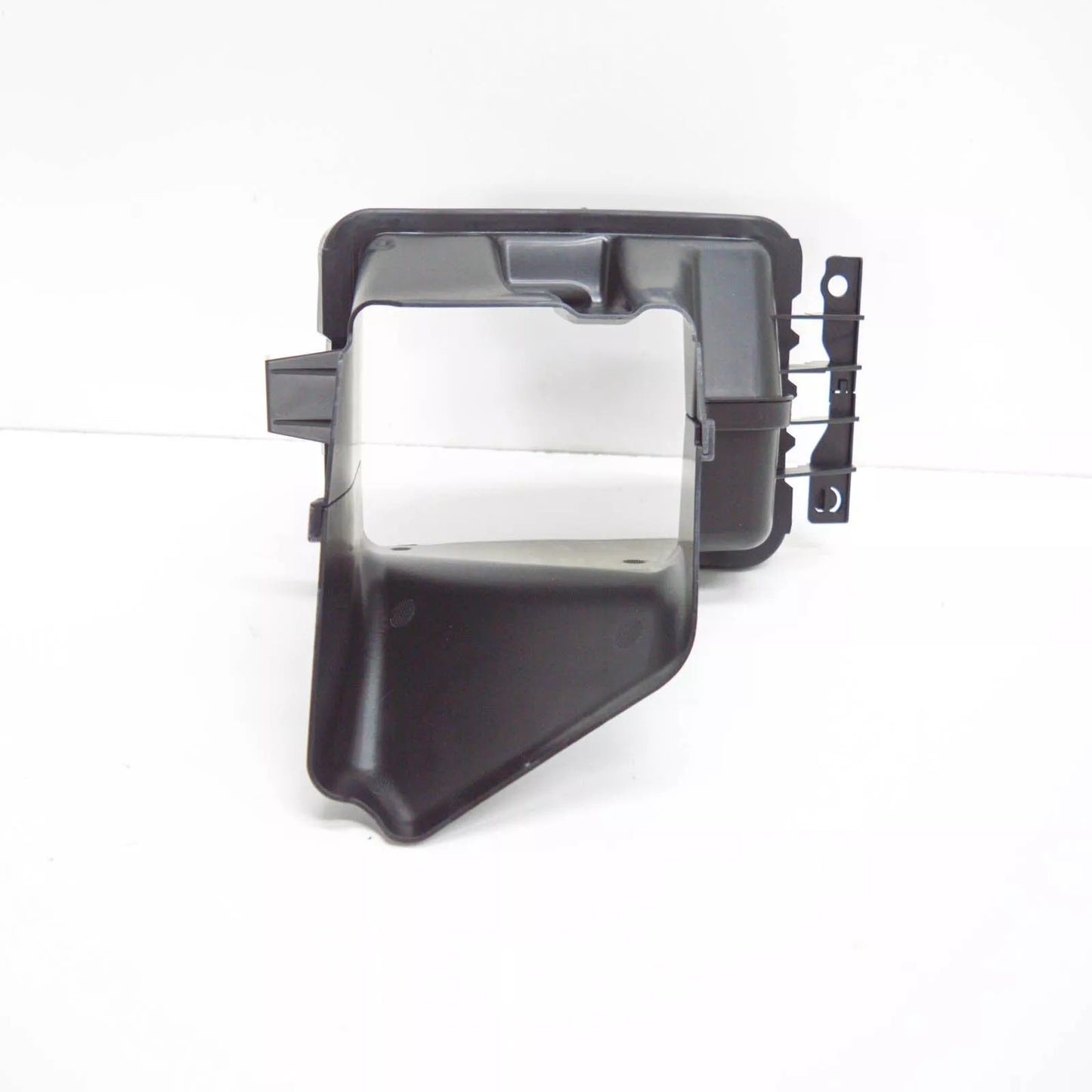 NEW BMW 3 F35 RADIATOR M RIGHT AIR DUCT 51748054232 8054232 2015 ORIGINAL