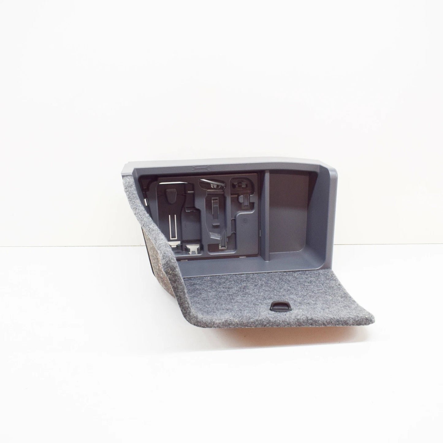 NEW BMW 3 E90 BATTERY COVER 51477070520 7070520 ORIGINAL