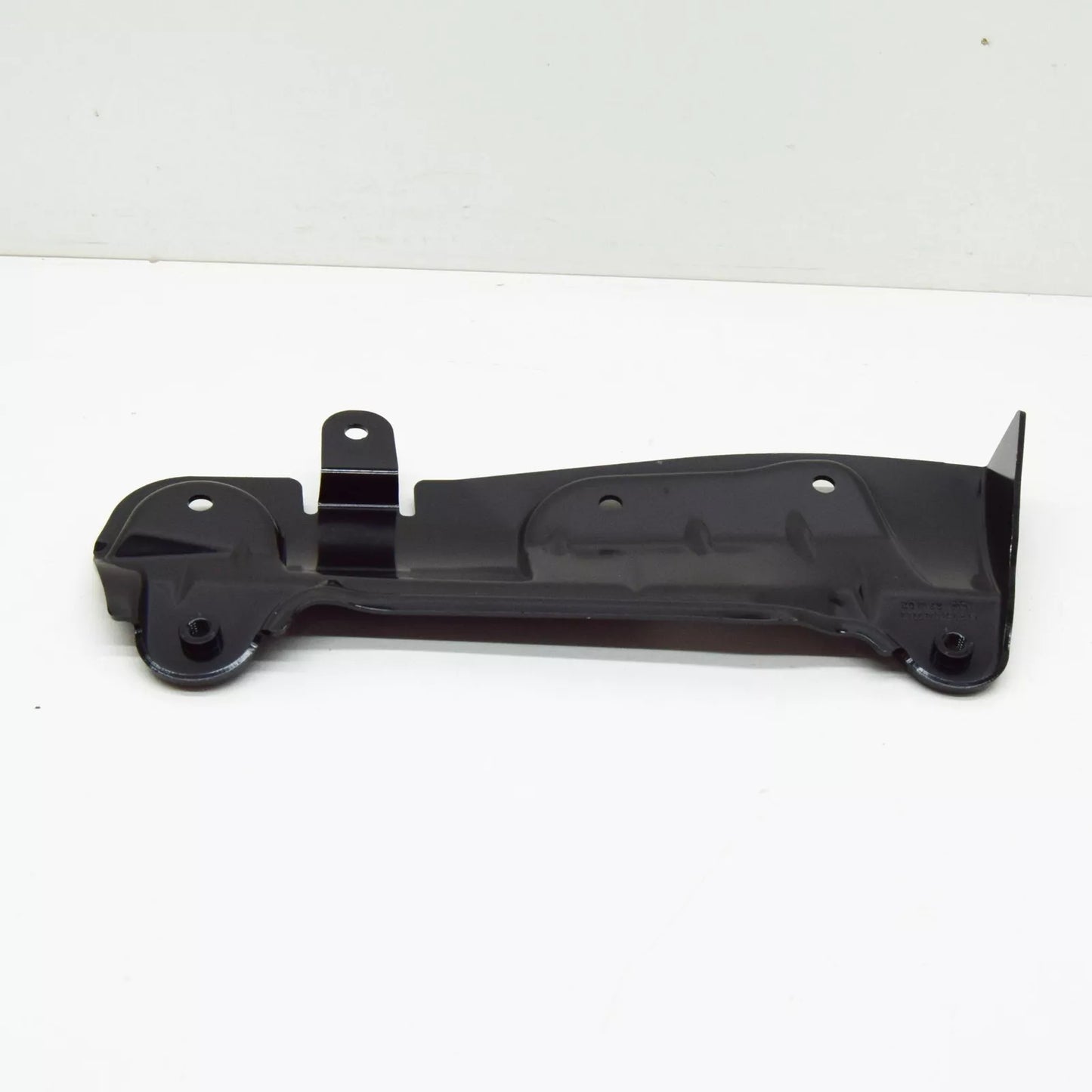NEW MERCEDES-BENZ AMG GT X290 FRONT RIGHT BUMPER BRACKET A2906222200 ORIGINAL