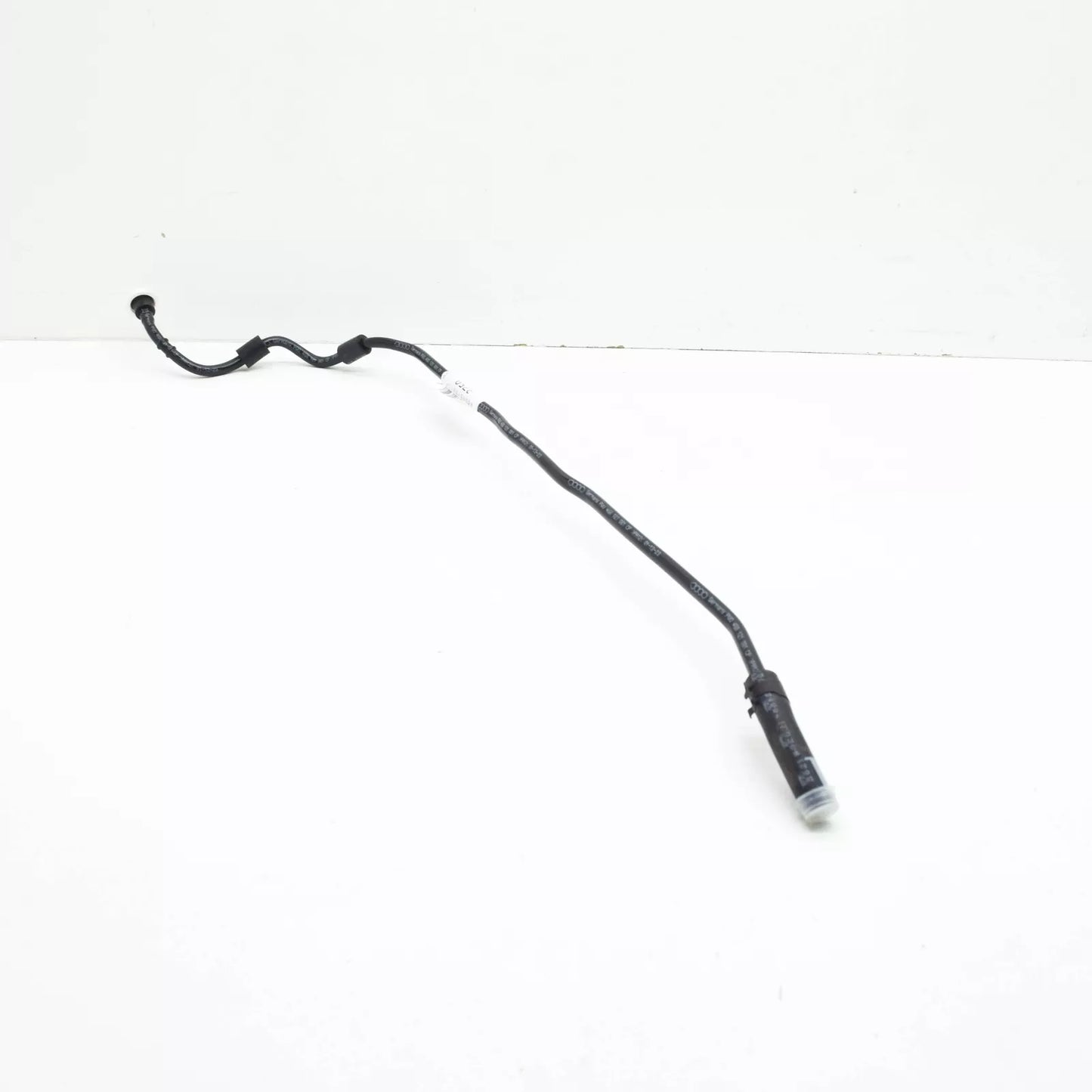 NEW AUDI A6 AVANT C7 REAR ENGINE COOLANT OVERFLOW PIPE 4G0121081CP ORIGINAL