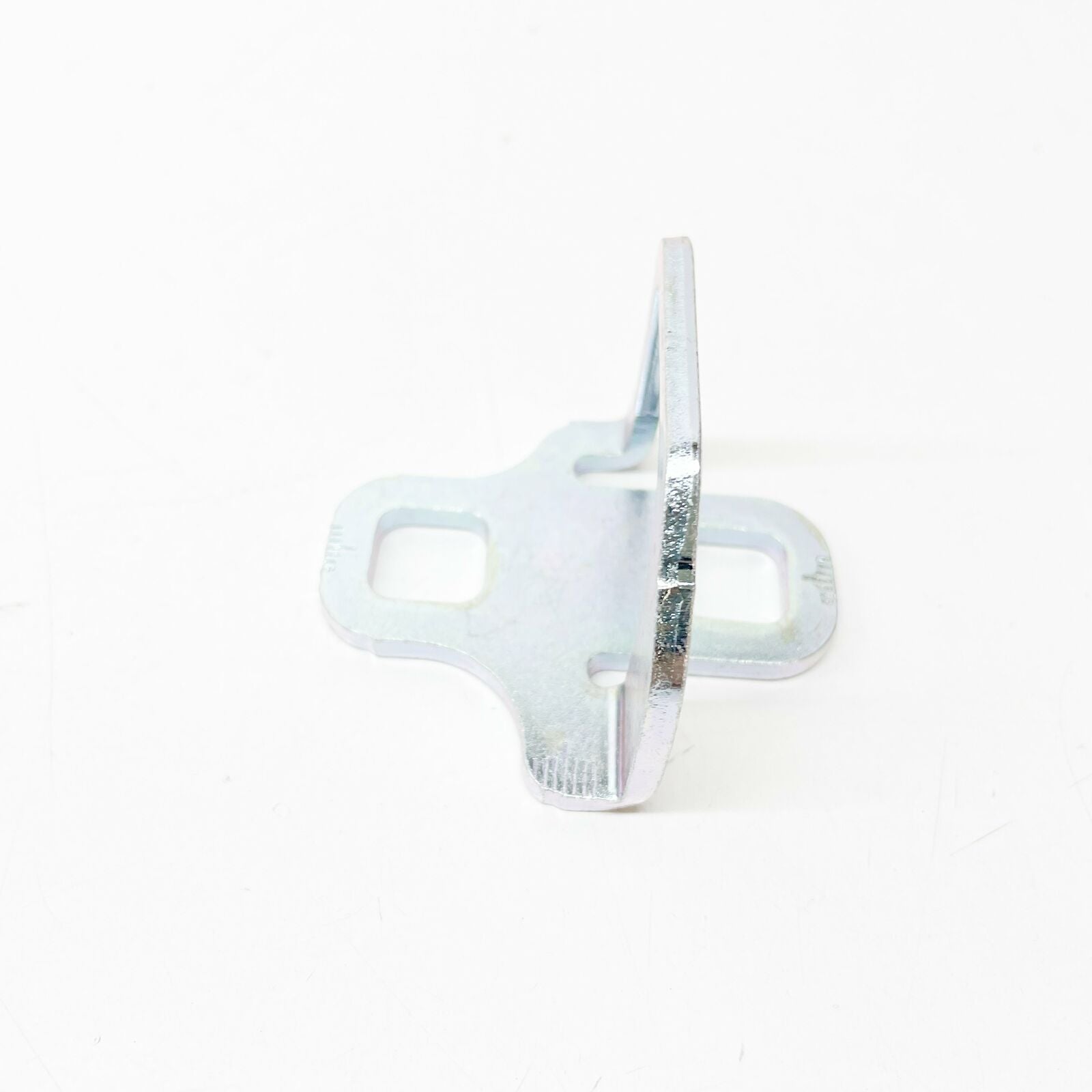 NEW MERCEDES-BENZ CLA COUPE C117 TAILGATE BOOTLID LOCK A2047580003 ORIGINAL