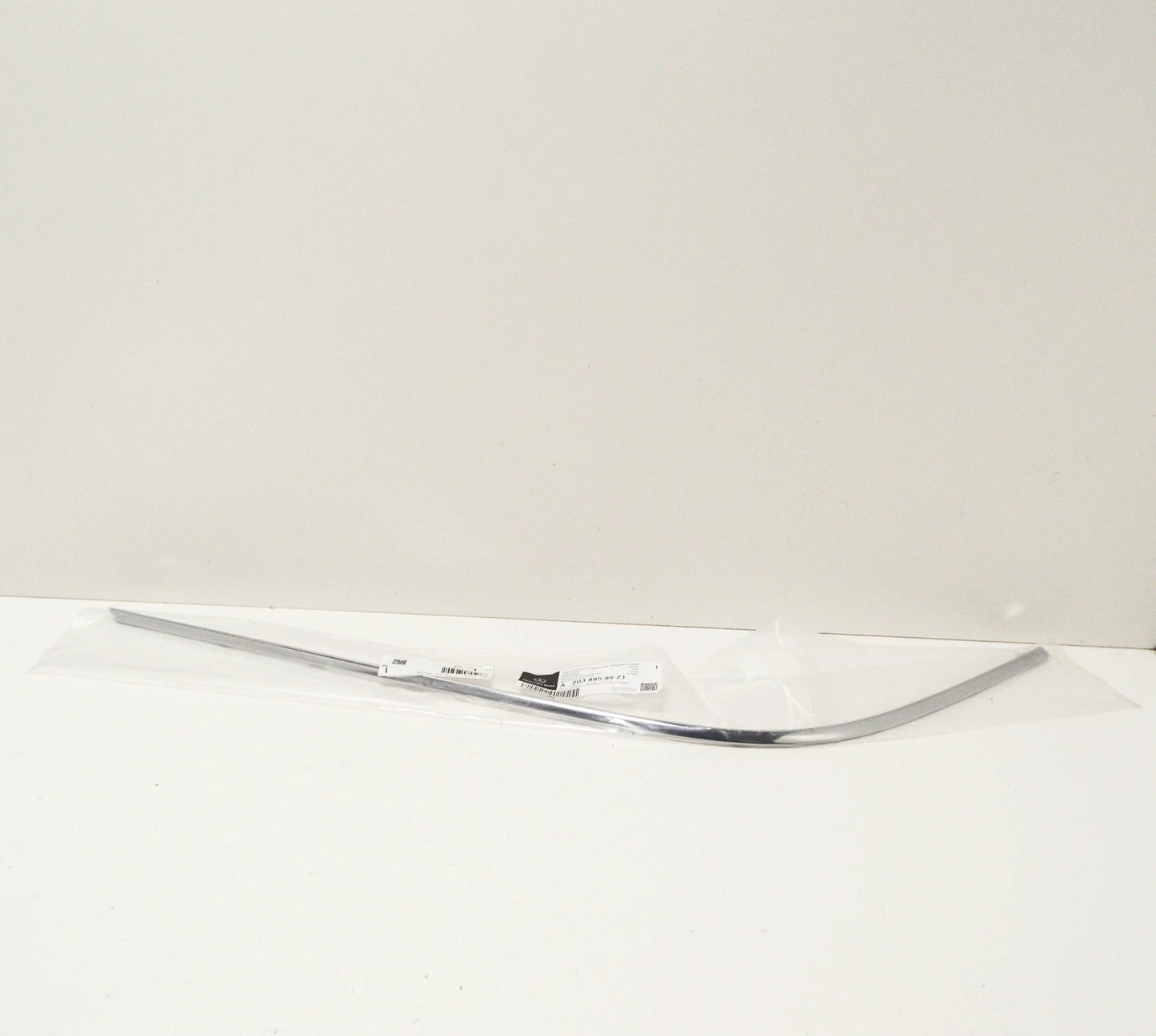 NEW MERCEDES-BENZ C CL203 REAR BUMPER LEFT CHROME MOLDING A2038858921