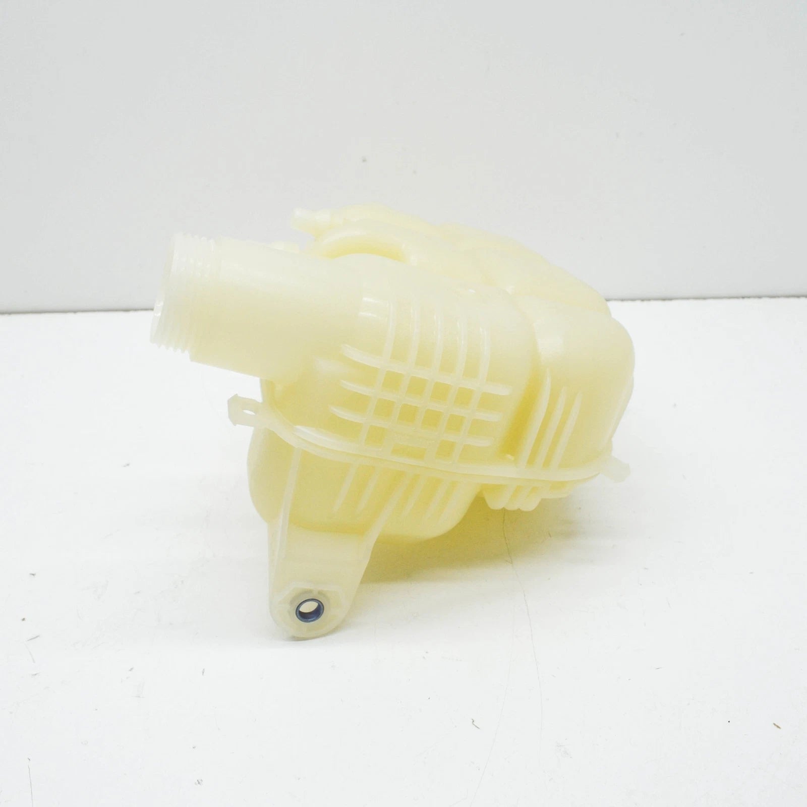 NEW BMW 1 F40 ENGINE COOLANT EXPANSION TANK 17138687503 ORIGINAL