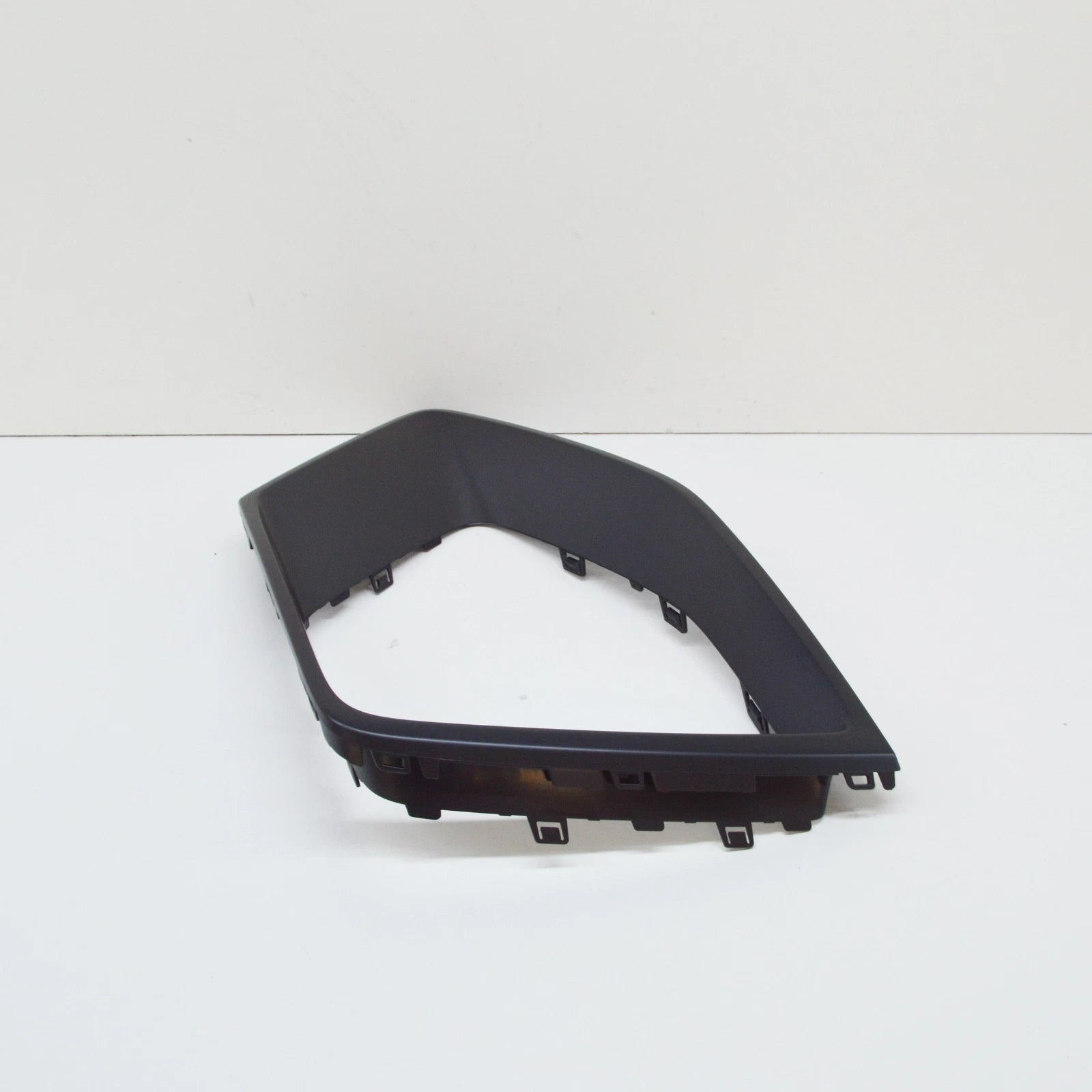 NEW AUDI Q8 FRONT BUMPER RIGHT DECORATIVE FRAME 4M8853258RU6
