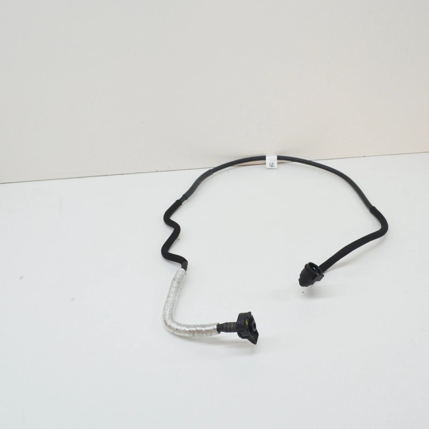 NEW BMW X1 F48 CYLINDER HEAD EXPANSION TANK PIPE 17129887040 ORIGINAL