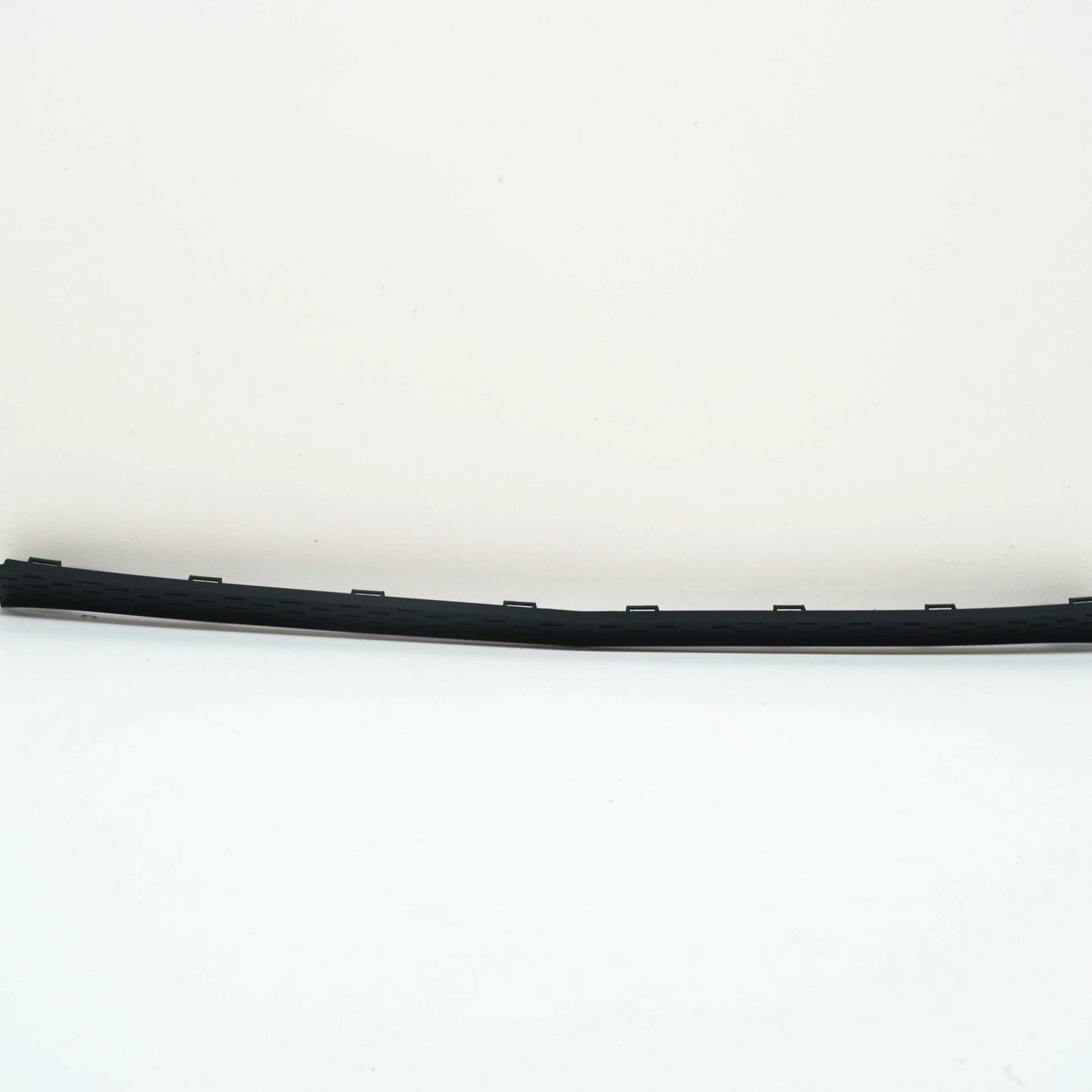 NEW MERCEDES-BENZ GLA H247 FRONT BUMPER CENTER TRIM A2478855005