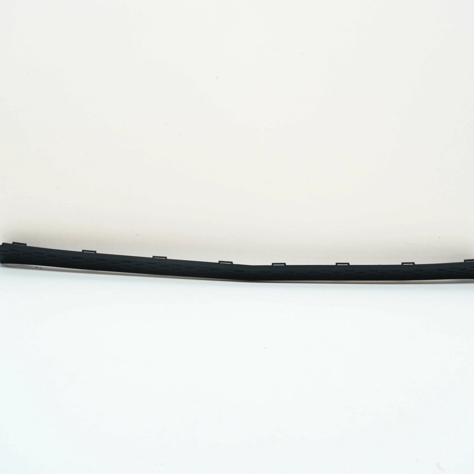 NEW MERCEDES-BENZ GLA H247 FRONT BUMPER CENTER TRIM A2478855005