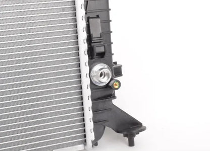 NEW AUDI Q5 8R COOLING RADIATOR 8K0121251AJ ORIGINAL
