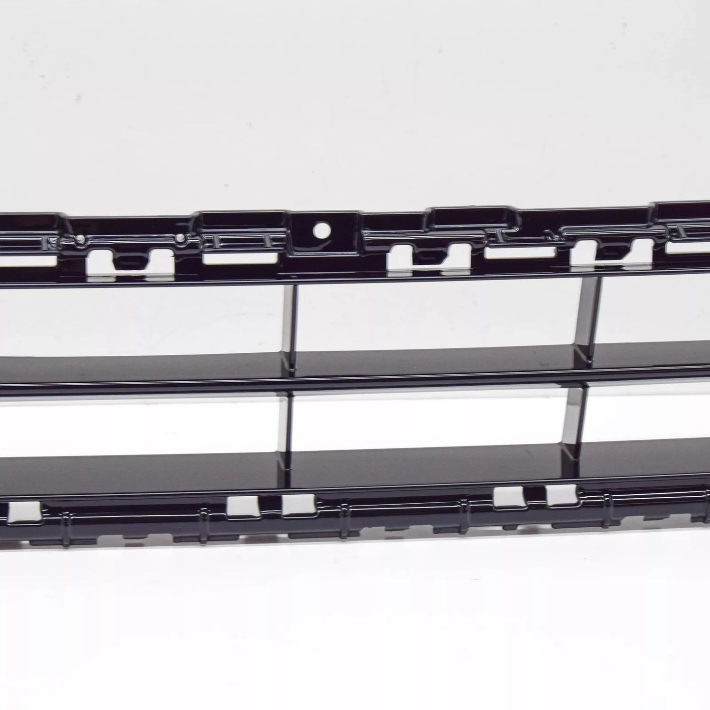 NEW VW ARTEON 3H FRONT LOWER CENTER BUMPER GRILLE 3G8853677A041 ORIGINAL