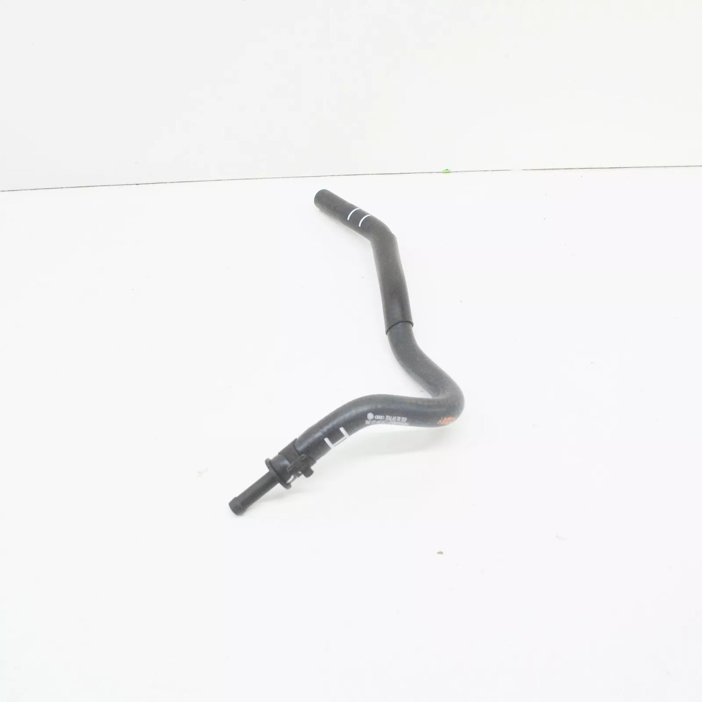 NEW AUDI A3 8P ENGINE COOLANT HOSE 1K0121447EC ORIGINAL
