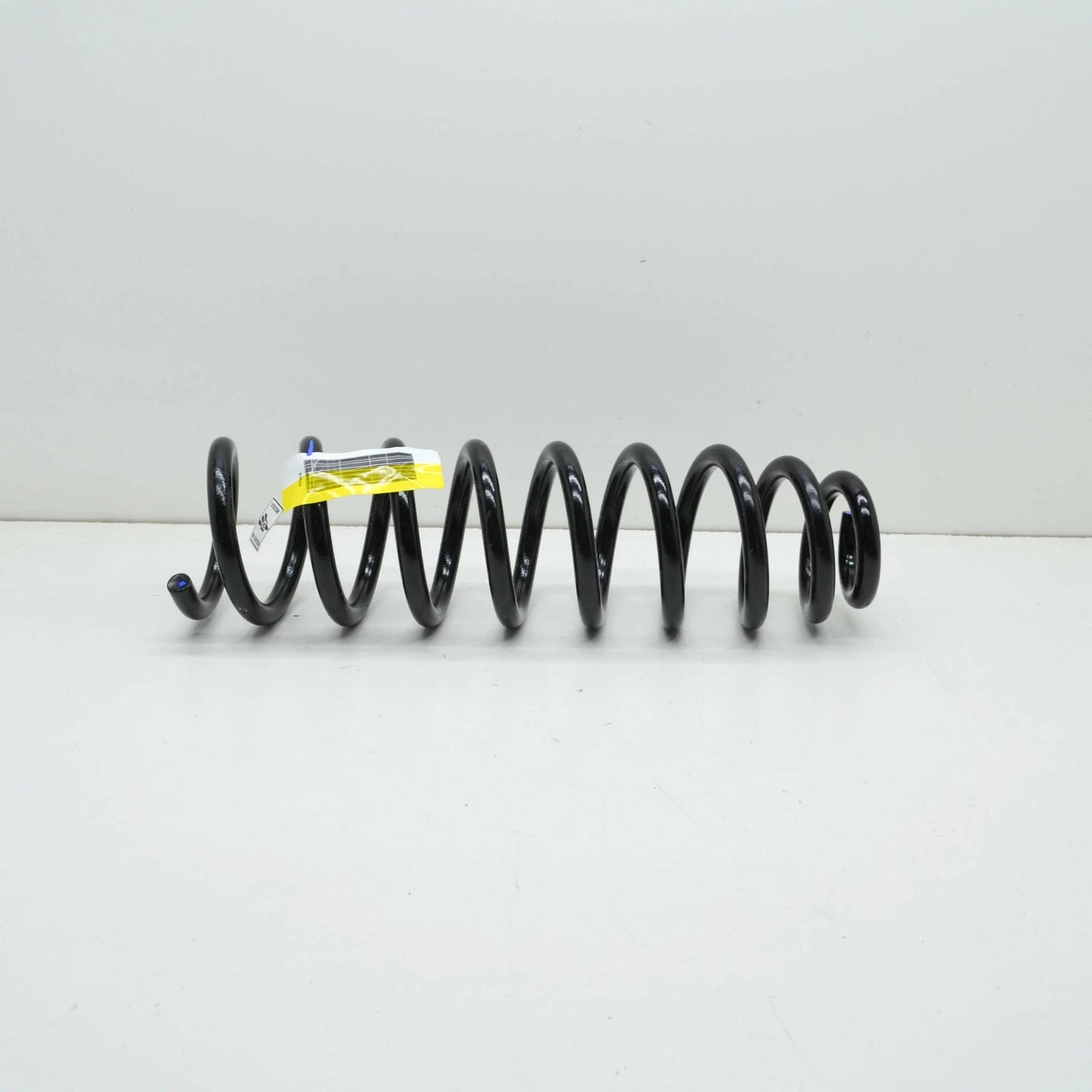 NEW MERCEDES-BENZ GLE W166 FRONT SUSPENSION COIL SPRING A1663211604 ORIGINAL