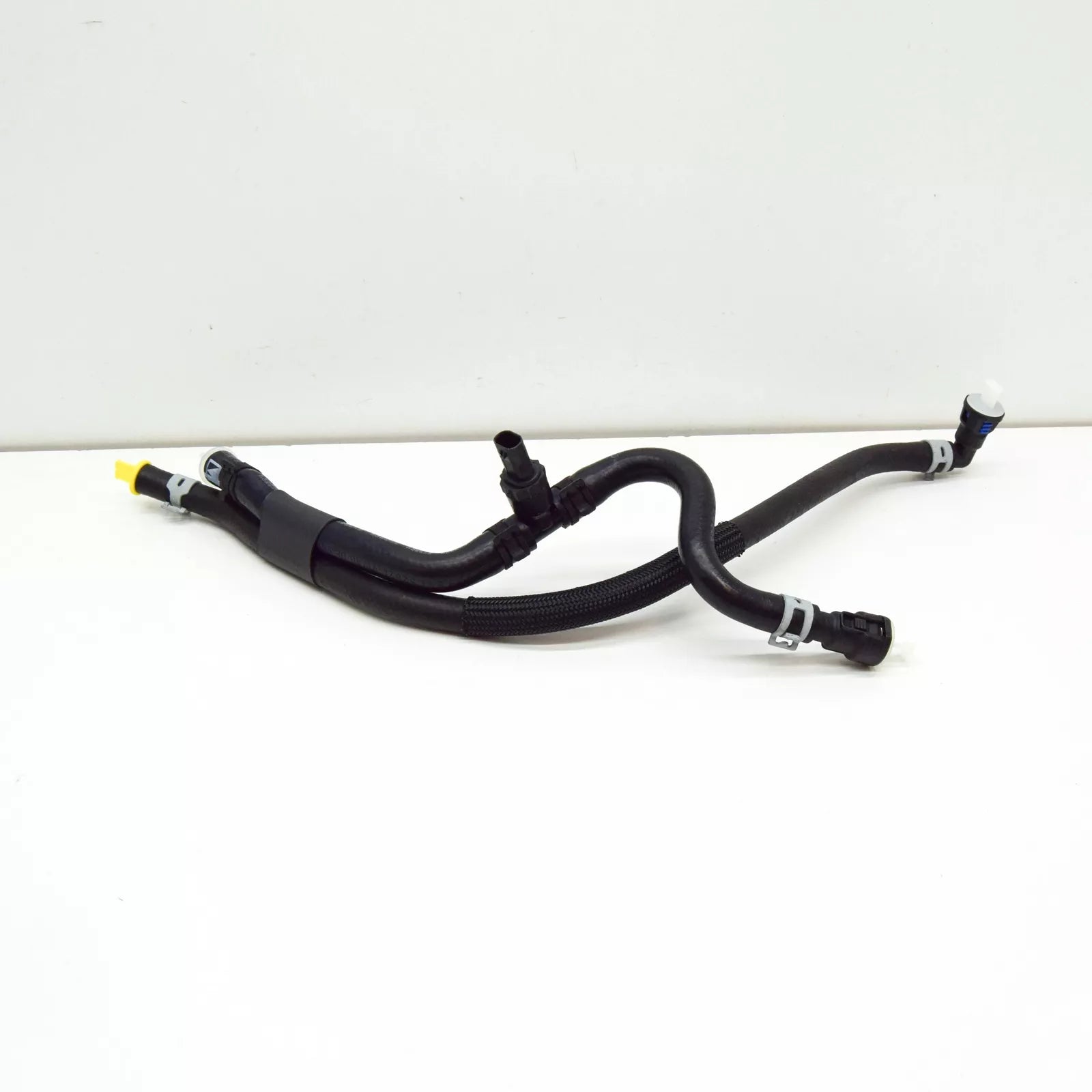 NEW AUDI A1 MK1 FUEL FILTER FUEL LINE 6R0130307H ORIGINAL