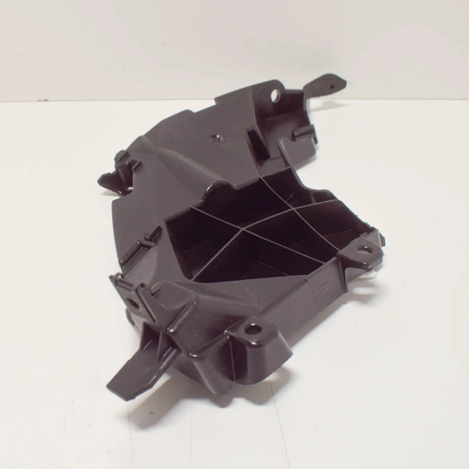 NEW AUDI A7 SPORTBACK 4G8 FRONT RIGHT BUMPER BRACKET 4G8807284C ORIGINAL