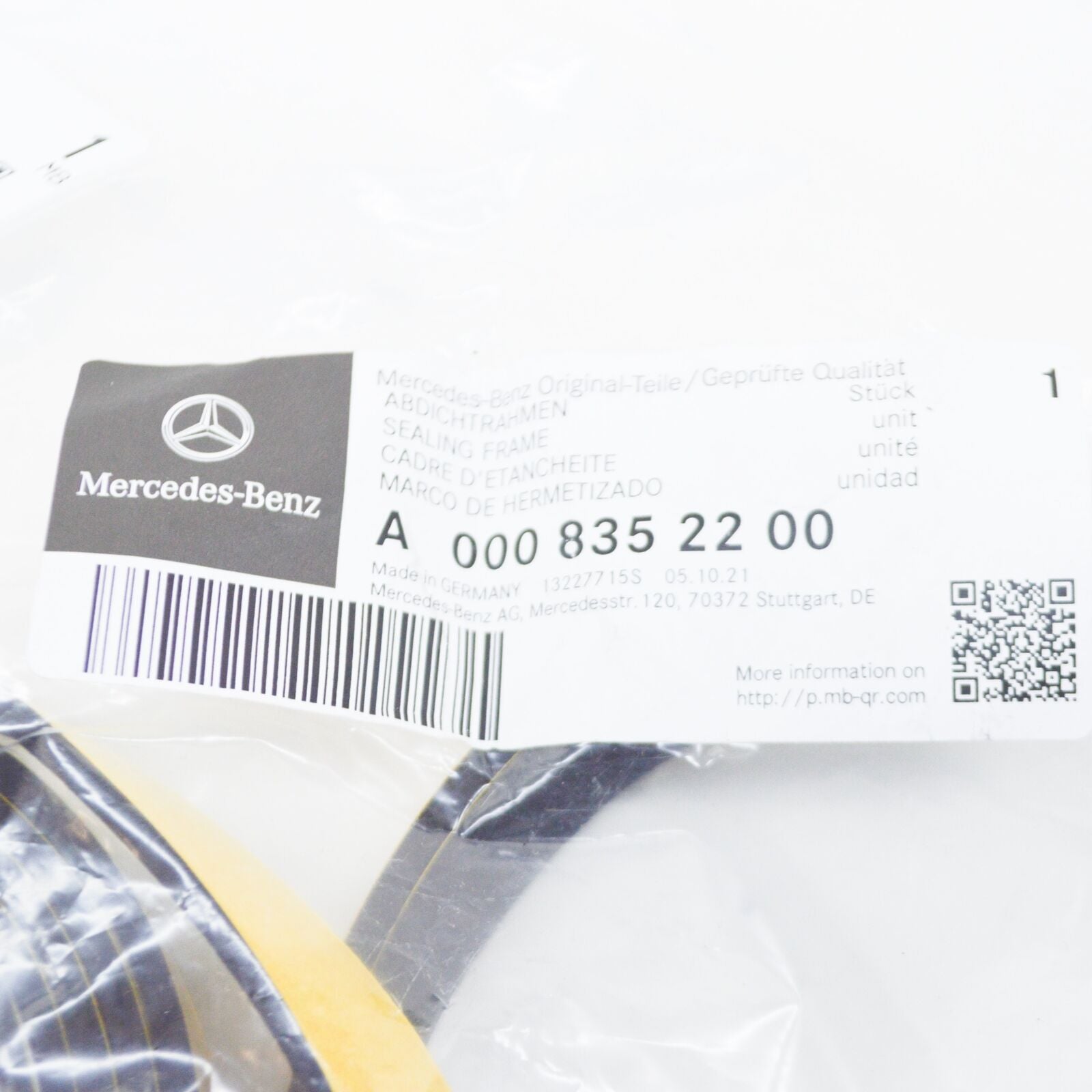 NEW MB SPRINTER W906 ROOF A/C SYSTEM BOTTOM SEALING FRAME A0008352200 ORIGINAL