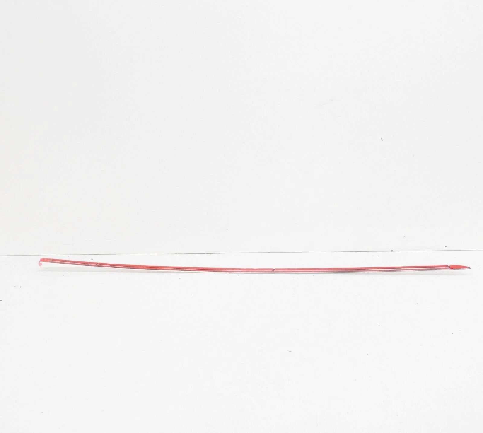 VOLKSWAGEN BEETLE FRONT RIGHT SIDE DOOR CHROME STRIP 5C5837380 NEW